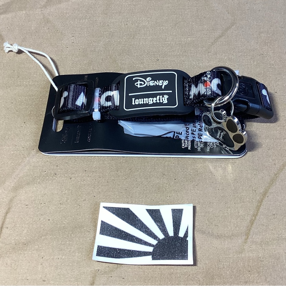 Loungefly x Disney Mickey Pet Collar Medium